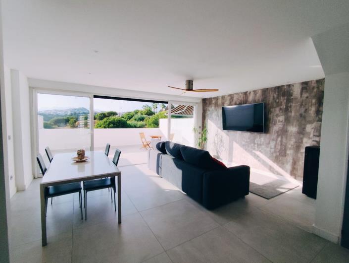 Image No.9-5 Bed Townhouse for sale