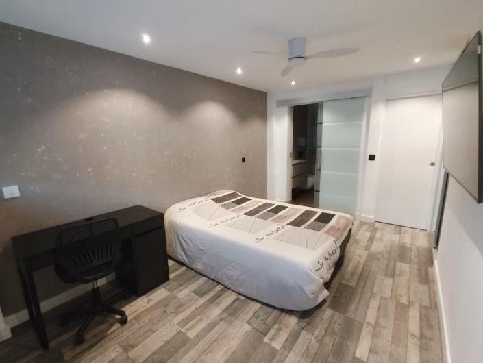 Image No.15-5 Bed Townhouse for sale