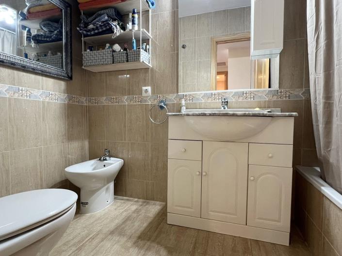 Image No.16-2 Bed Apartment for sale