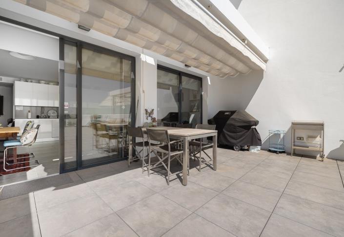 Image No.11-3 Bed Apartment for sale