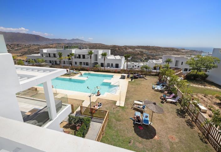 Image No.15-3 Bed Apartment for sale