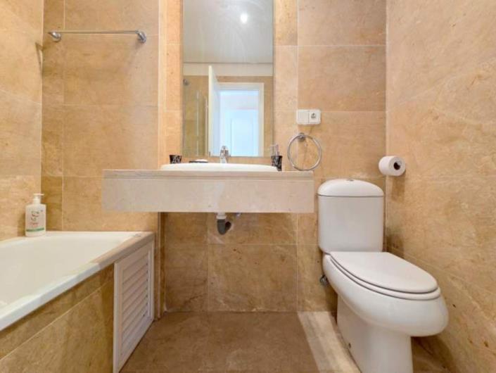 Image No.11-2 Bed Apartment for sale