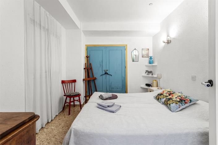 Image No.13-2 Bed Apartment for sale