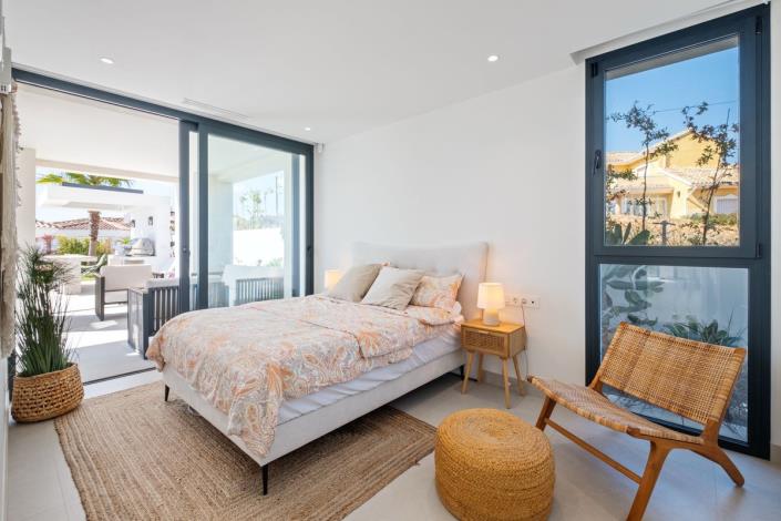 Image No.26-4 Bed Villa / Detached for sale