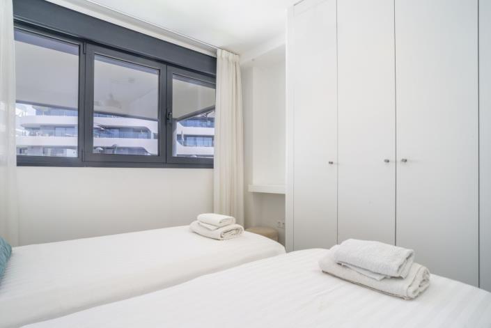 Image No.49-3 Bed Apartment for sale