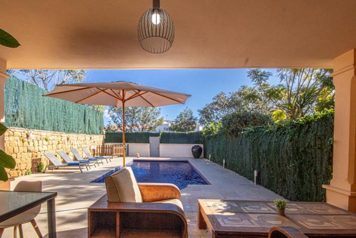 Image No.4-4 Bed Semi-Detached for sale