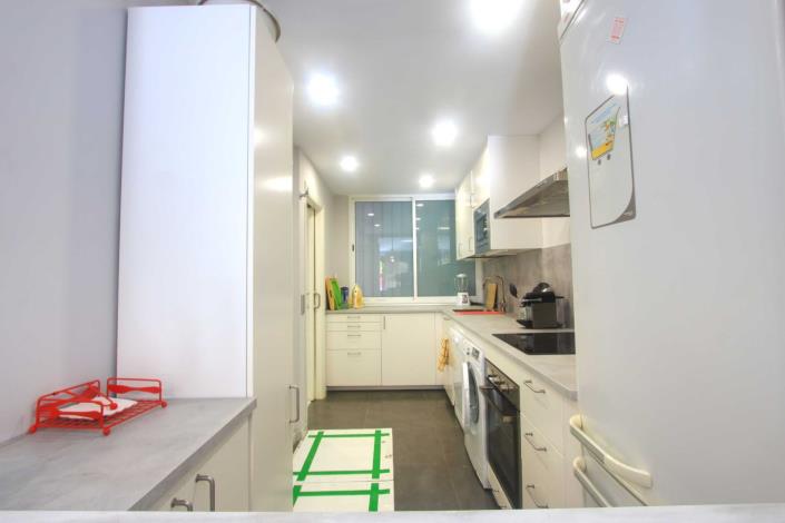 Image No.12-3 Bed Apartment for sale