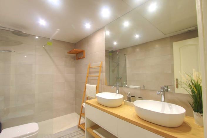 Image No.15-3 Bed Apartment for sale