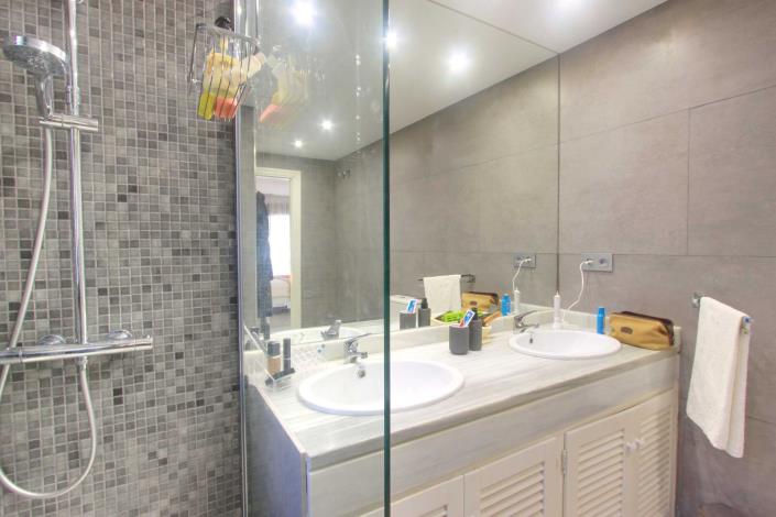 Image No.19-3 Bed Apartment for sale