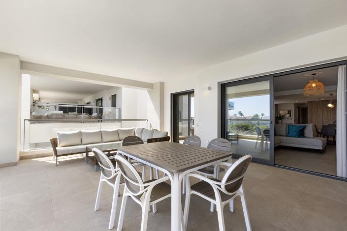 Image No.21-3 Bed Apartment for sale