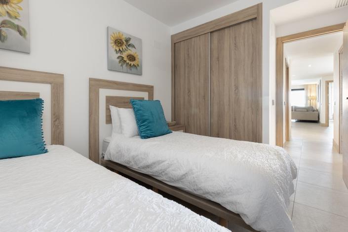 Image No.32-3 Bed Apartment for sale