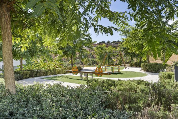 Image No.24-2 Bed Apartment for sale