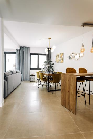 Image No.10-3 Bed Townhouse for sale