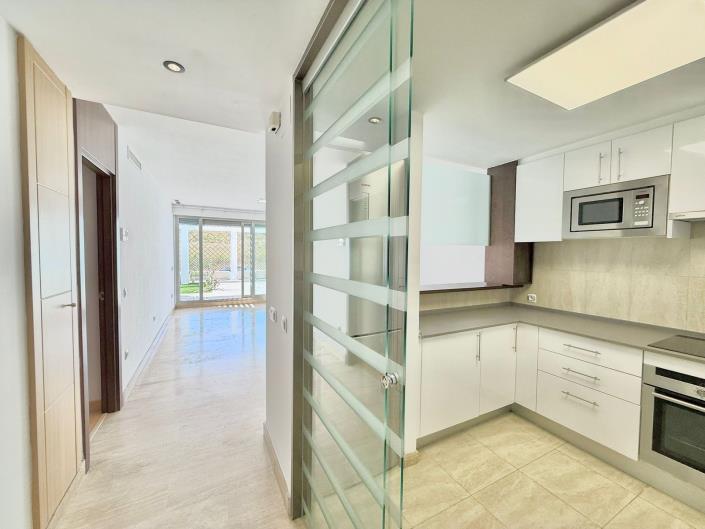 Image No.10-2 Bed Apartment for sale