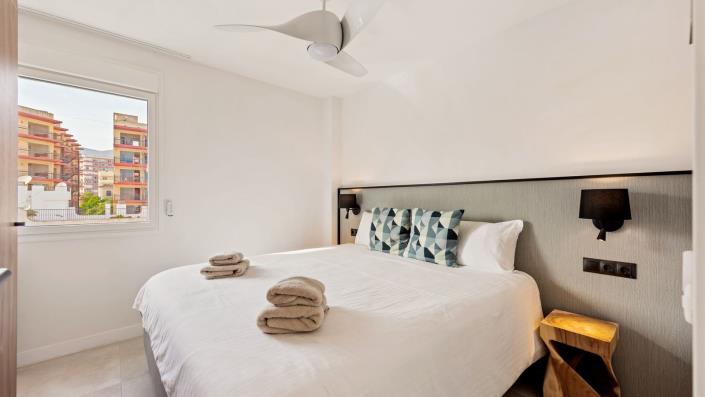 Image No.14-3 Bed Apartment for sale