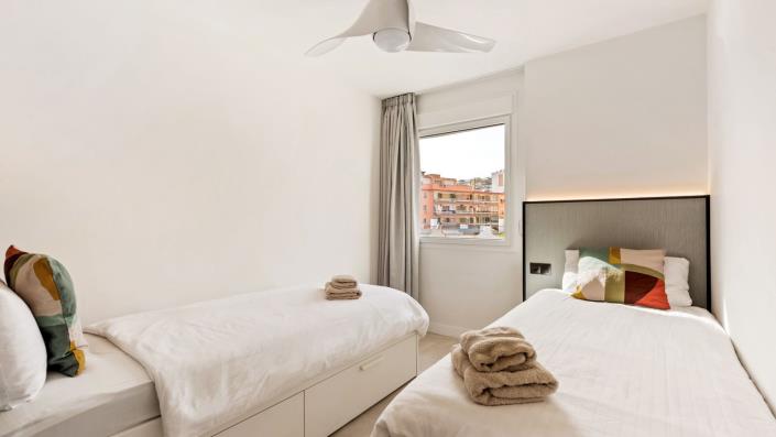 Image No.15-3 Bed Apartment for sale