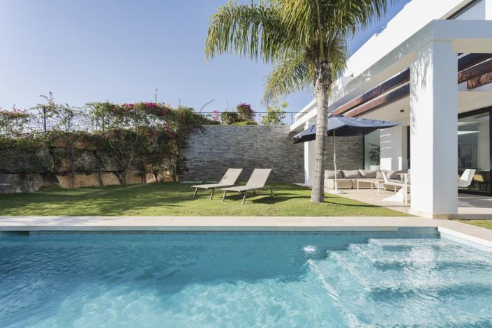 Image No.2-5 Bed Semi-Detached for sale