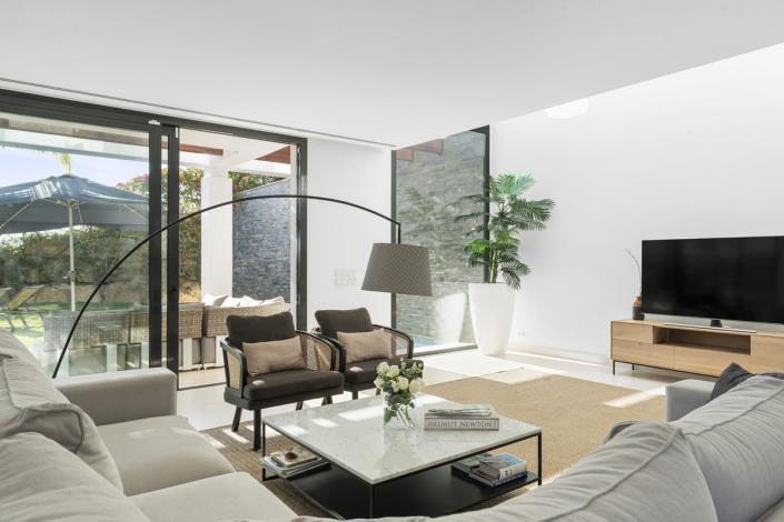 Image No.6-5 Bed Semi-Detached for sale