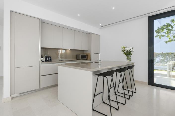 Image No.9-5 Bed Semi-Detached for sale