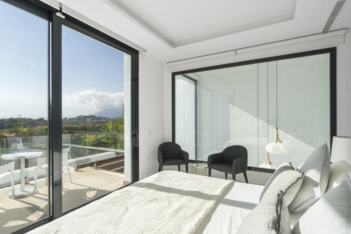 Image No.12-5 Bed Semi-Detached for sale