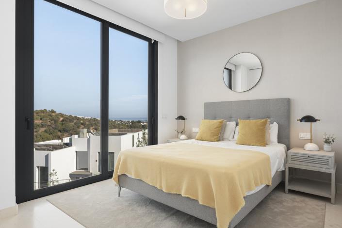 Image No.14-5 Bed Semi-Detached for sale