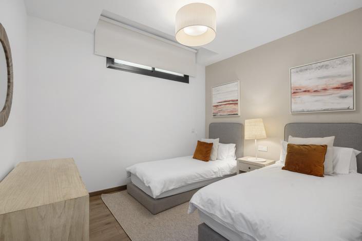 Image No.20-5 Bed Semi-Detached for sale