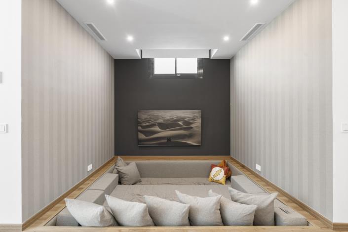 Image No.22-5 Bed Semi-Detached for sale