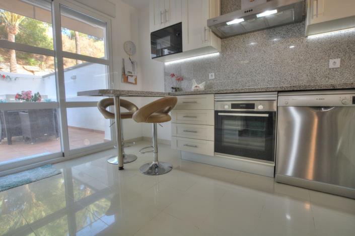 Image No.10-3 Bed Townhouse for sale