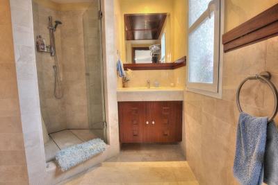 13-5fd73dea700db77384c091ca9818b1a9