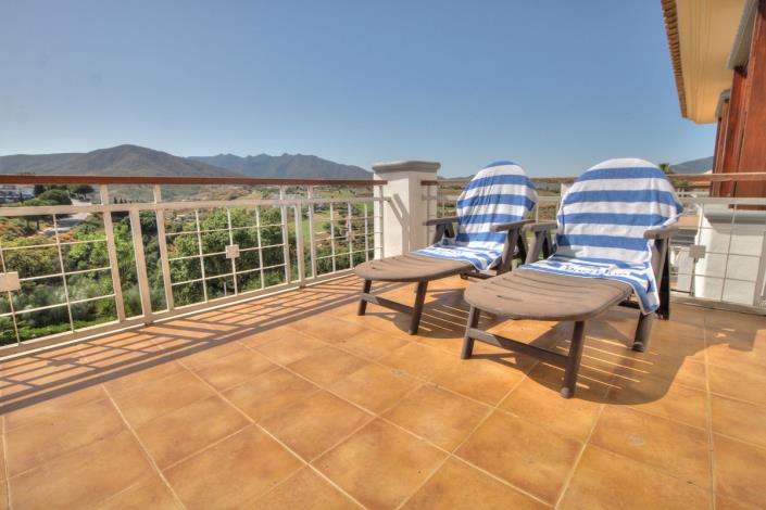 Image No.18-3 Bed Townhouse for sale