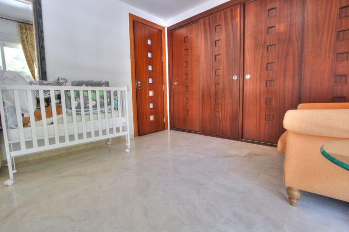 Image No.25-3 Bed Townhouse for sale