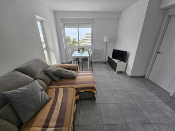 6-241328e1bcc9c0d8ce1222beb6c967a8