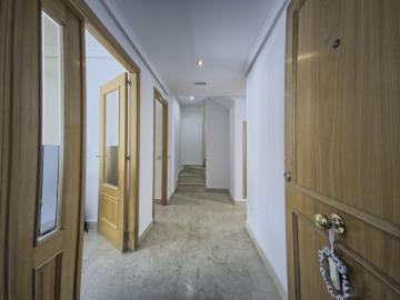 13-5fd73dea700db77384c091ca9818b1a9