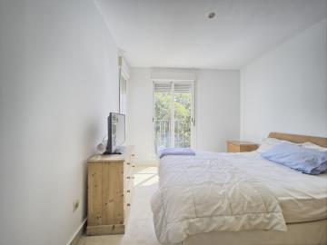 15-11d12f2f454f2f5e9b981fdd8b901d51