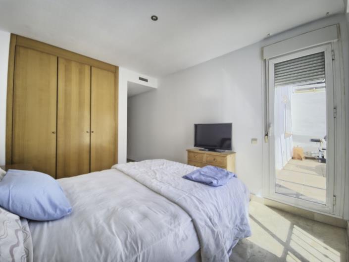 Image No.20-3 Bed Penthouse for sale