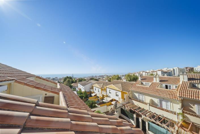 Image No.27-3 Bed Townhouse for sale