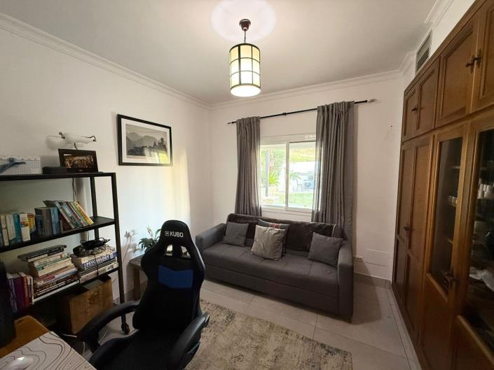 Image No.18-5 Bed Villa / Detached for sale