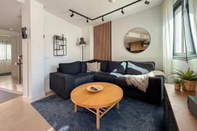 4-498bdfab4a7fcf25df40c2176acd63a0