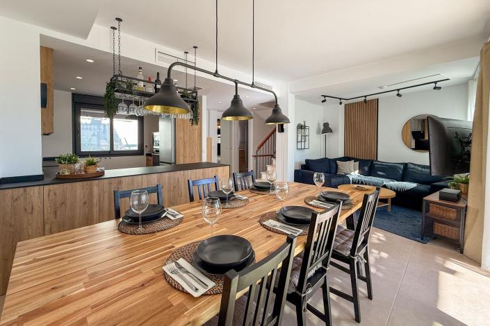 Image No.18-3 Bed Townhouse for sale