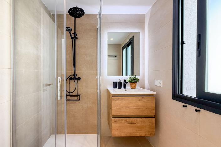 Image No.32-3 Bed Townhouse for sale