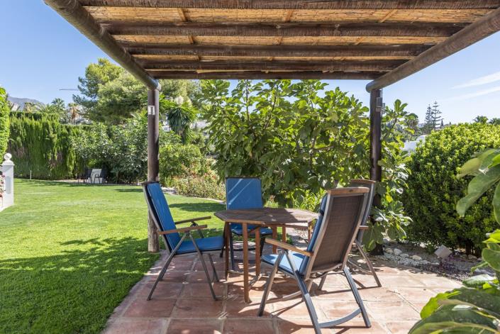 Image No.20-4 Bed Villa / Detached for sale