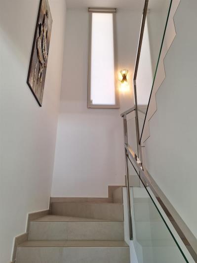 Image No.18-4 Bed Villa / Detached for sale