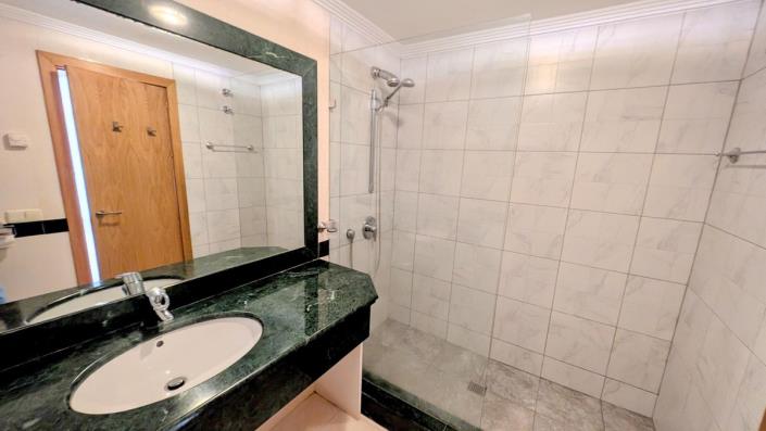 Image No.12-Appartement de 2 chambres à vendre à Benahavis