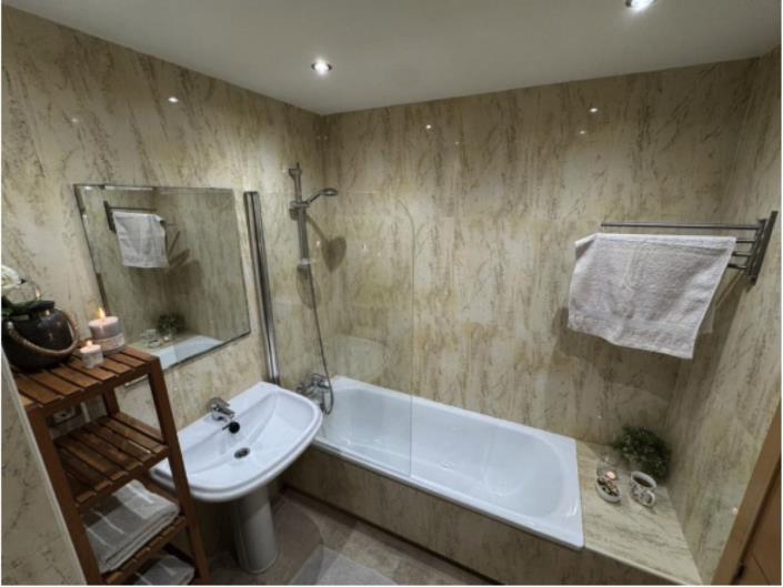 Image No.33-2 Bed Penthouse for sale