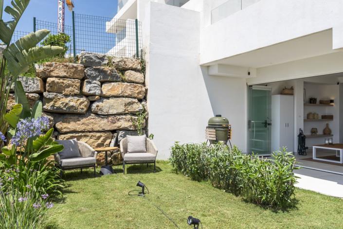 Image No.19-2 Bed Apartment for sale