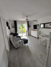 6-241328e1bcc9c0d8ce1222beb6c967a8