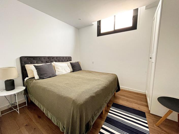 Image No.39-5 Bed Semi-Detached for sale