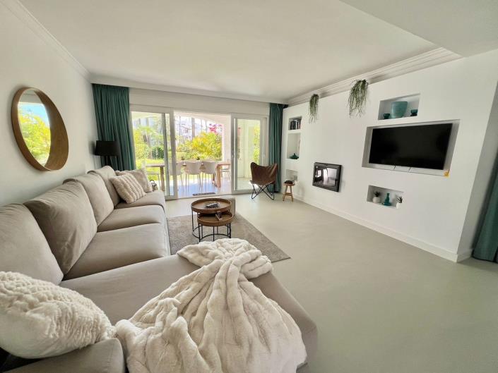 Image No.2-3 Bed Townhouse for sale