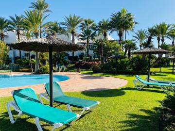 15-11d12f2f454f2f5e9b981fdd8b901d51