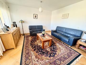 2-5bd7b9d04b45e33852eaf0ec6670150d